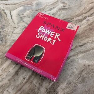 SPANX Power Short in Black Size Medium